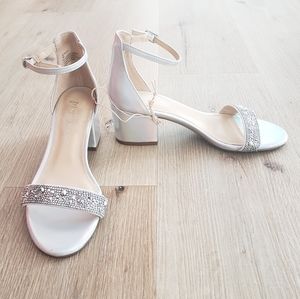 NWOT BETSEY JOHNSON Open Toe Block Heels